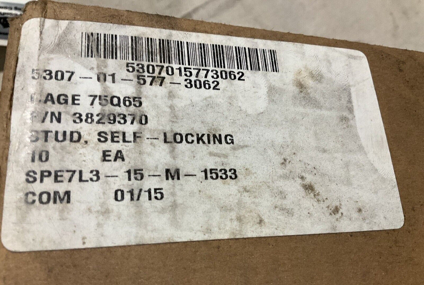 MILITARY OSHKOSH MRAP-M-ATV UI SELF-LOCKING STUD WHEEL 3829370 5307-01-577-3062