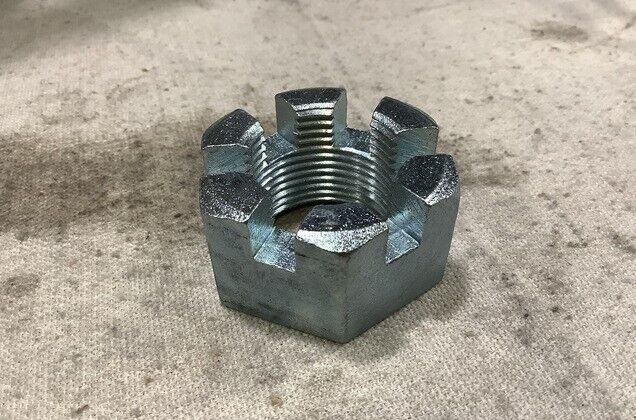 NEW A4, A3 BRADLEY FIGHTING VEHICLE 10866118 HEXAGON PLAIN NUT 5310-00-682-5822