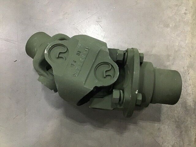 MILITARY SURPLUS M936 5 TON WRECKER NON-VEHICULAR UNIVERSAL JOINT DRIVESHAFT