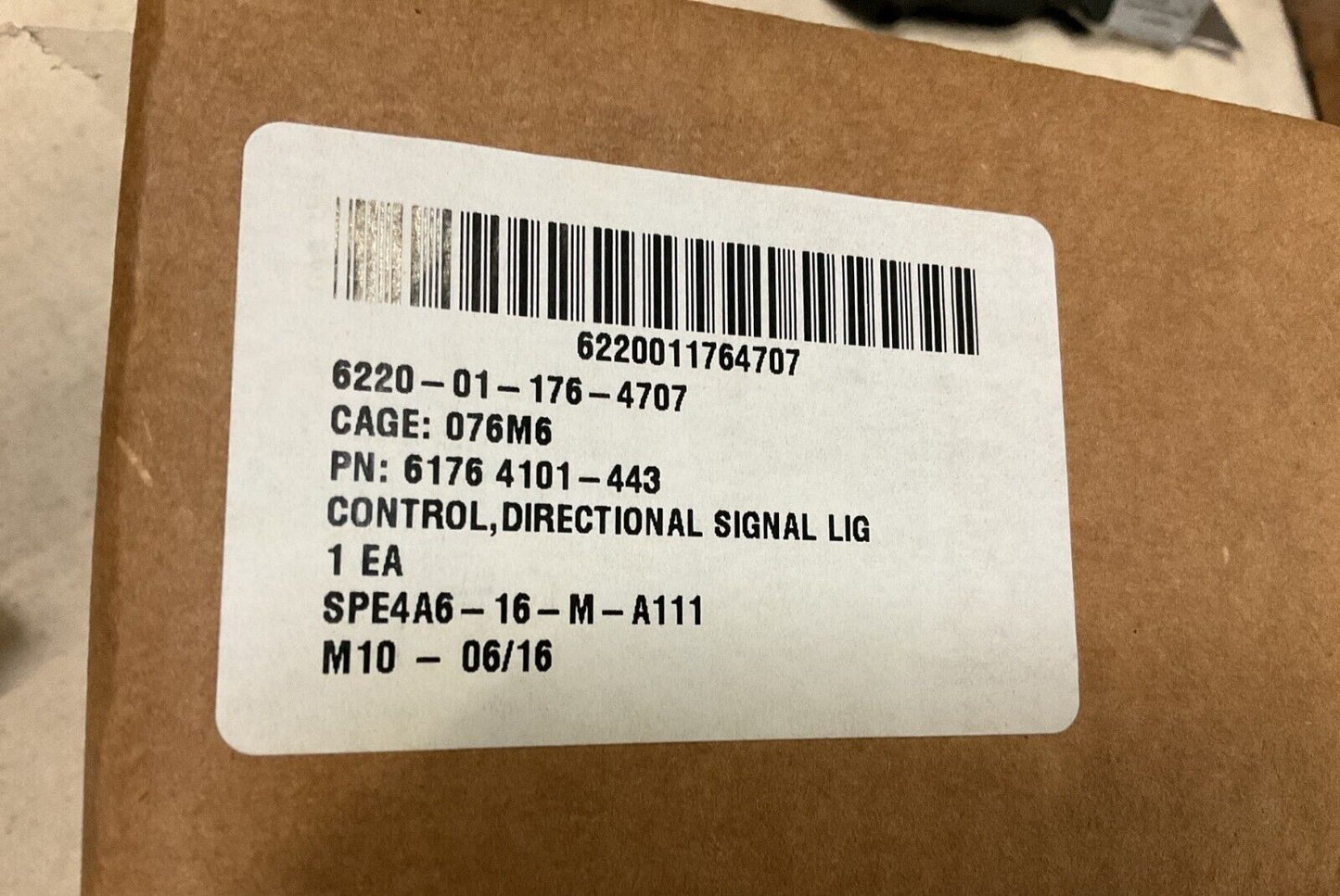 MILITARY M-973 DIRECTIONAL SIGNAL LIGHT CONTROL 61764101-433 6220-01-176-4707
