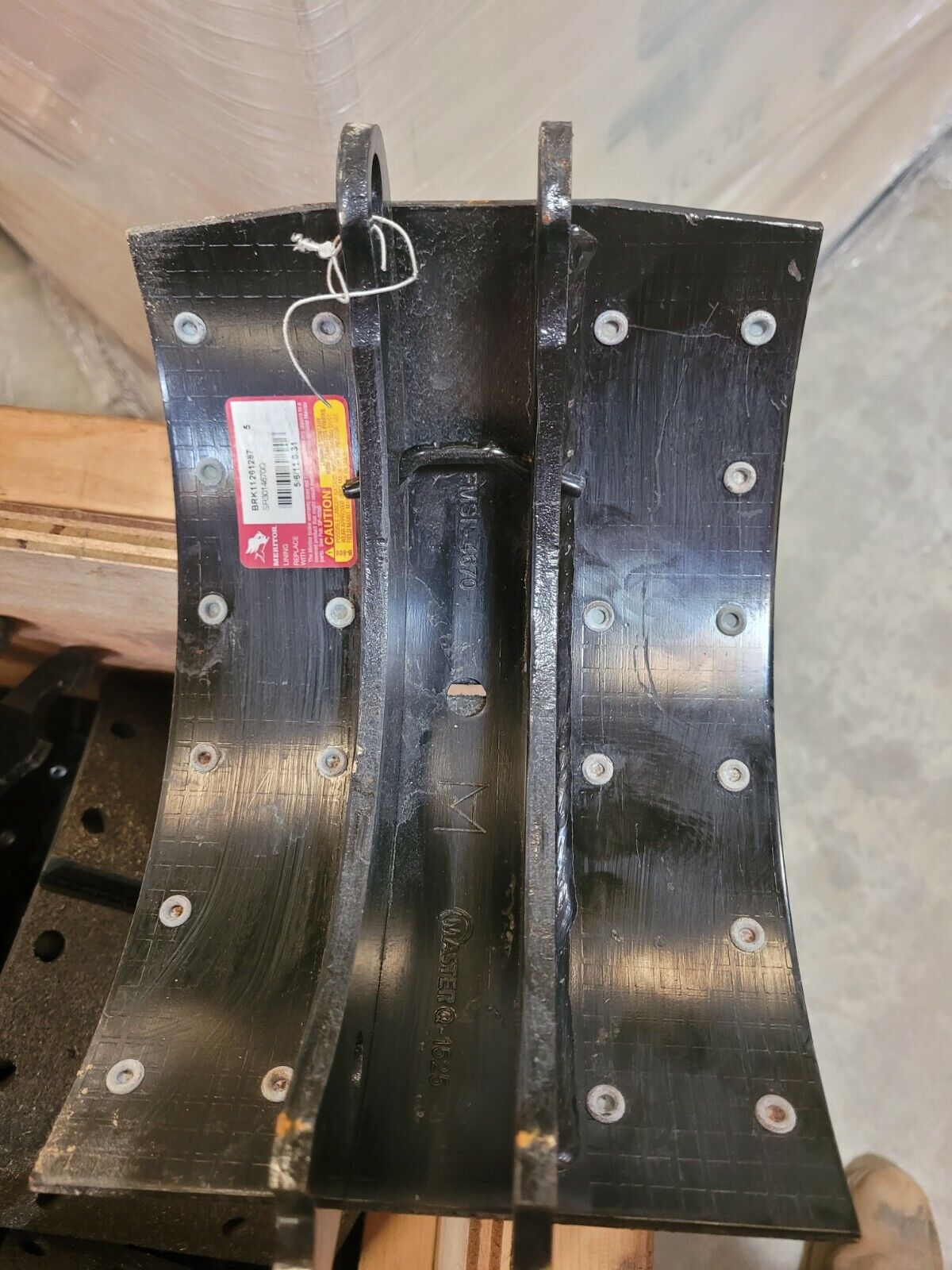 MERITOR SR3014670Q - Meritor Genuine New Drum Brake Shoe 2530-01-348-2132 M1000