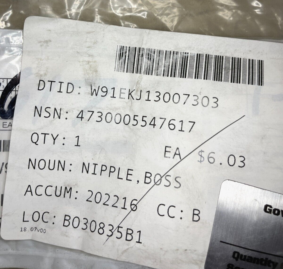 M107/HOWITZER M110 MS21902-10 UNION FLARELESS NIPPLE TUBE, 4730-00-554-7617