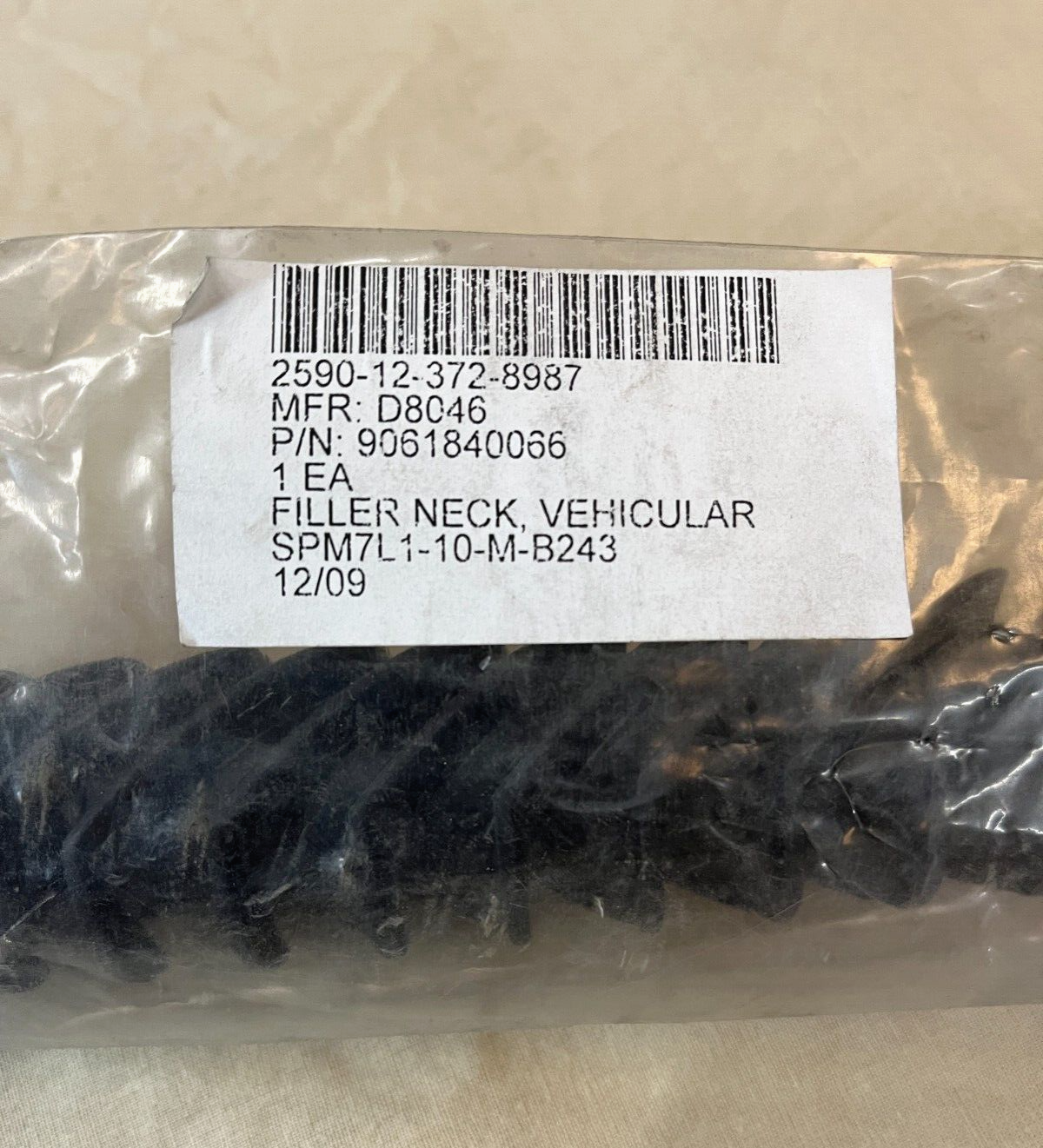 VEHICULAR OIL FILLER NECK, COMPONENTS 9061840066 Y00017009 2590-12-372-8987