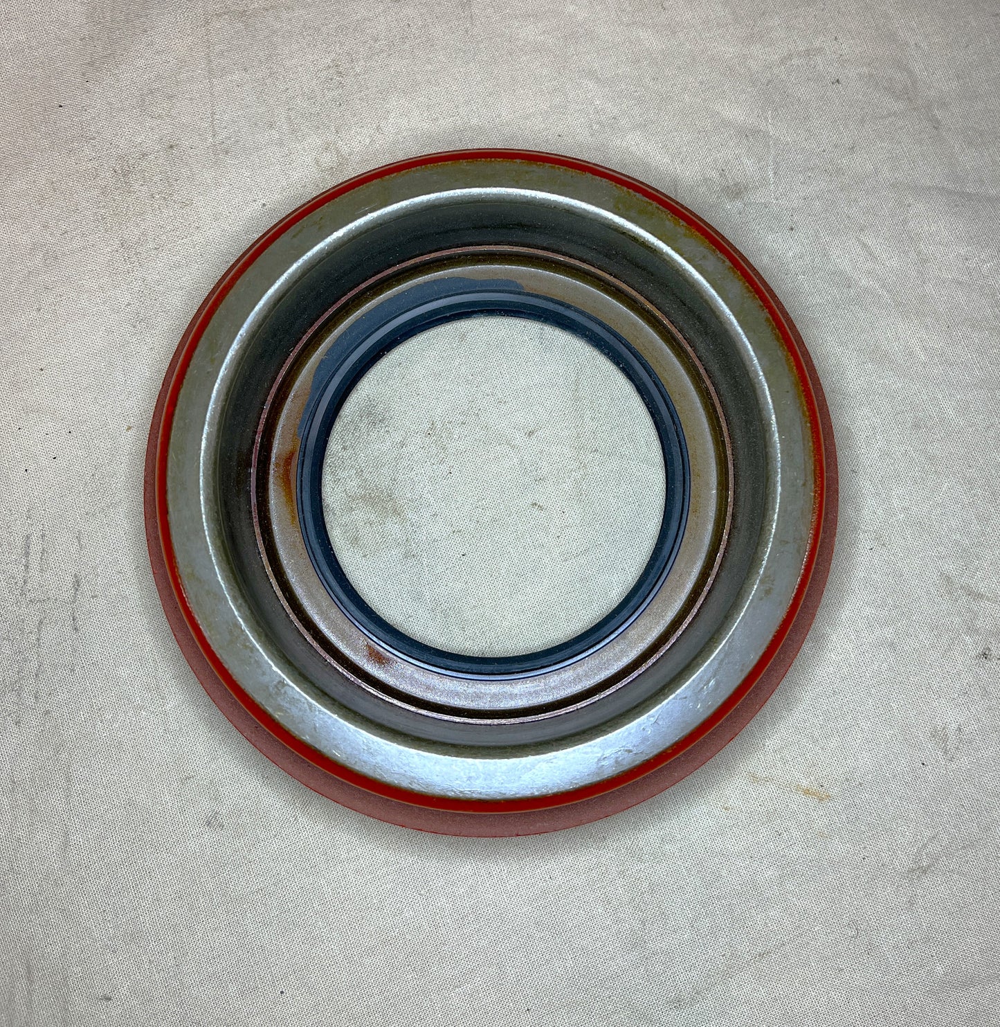 HEMTT PLAIN SEAL AXLE M977 MRAP MATV