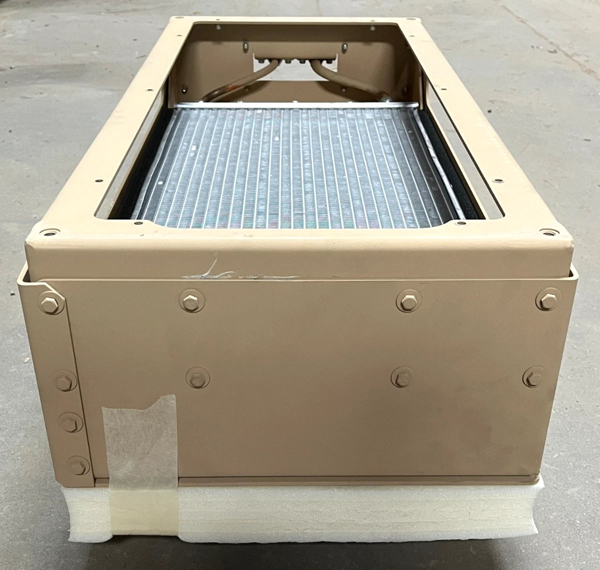 BRAND NEW MRAP REFRIGERATION CONDENSOR OEM NOS 107578500C 3113284C91L 4130-01-562-3925