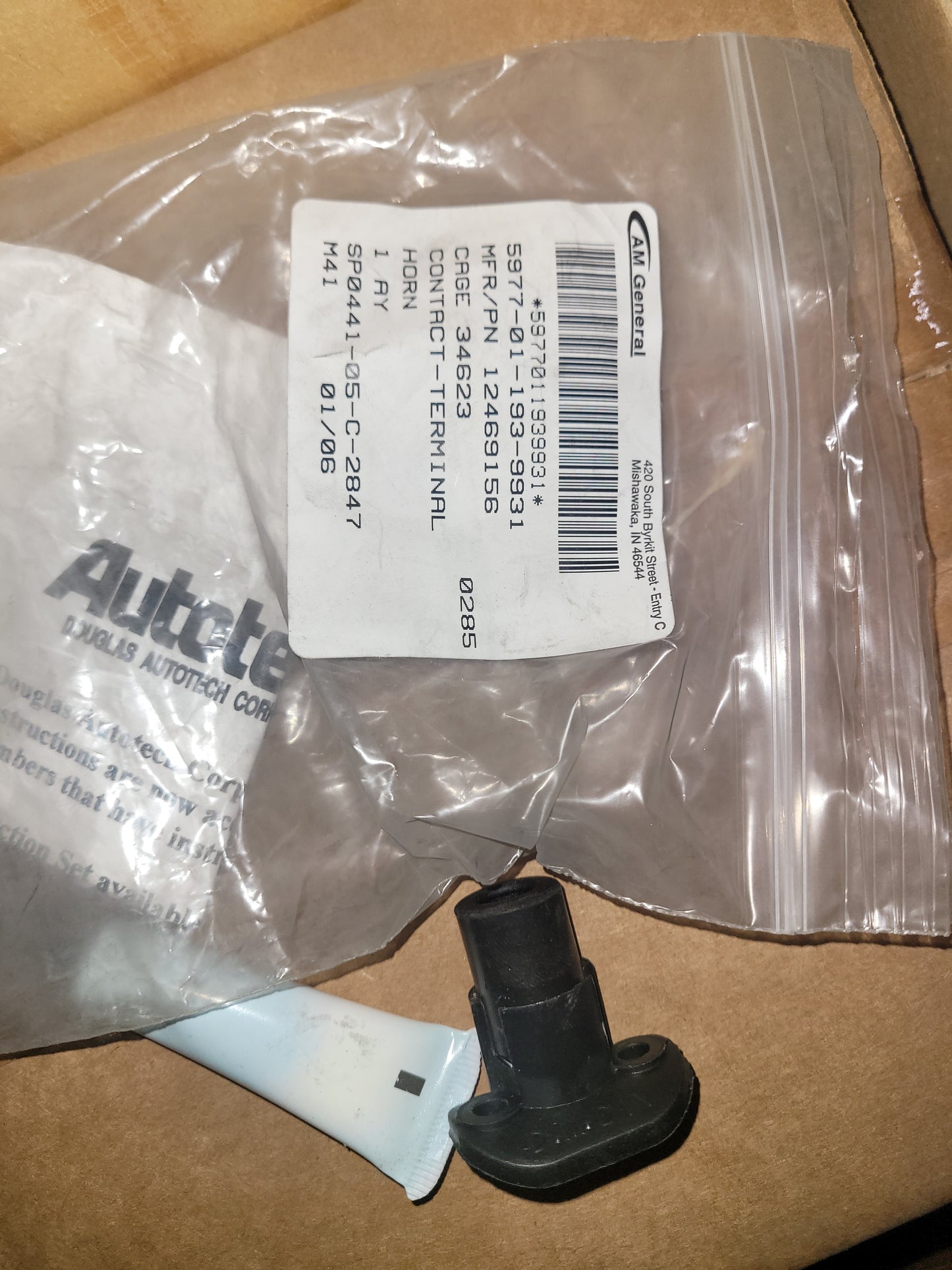 AM GENERAL STEERING COLUMN HORN BRUSH M998 HMMWV HUMVEE