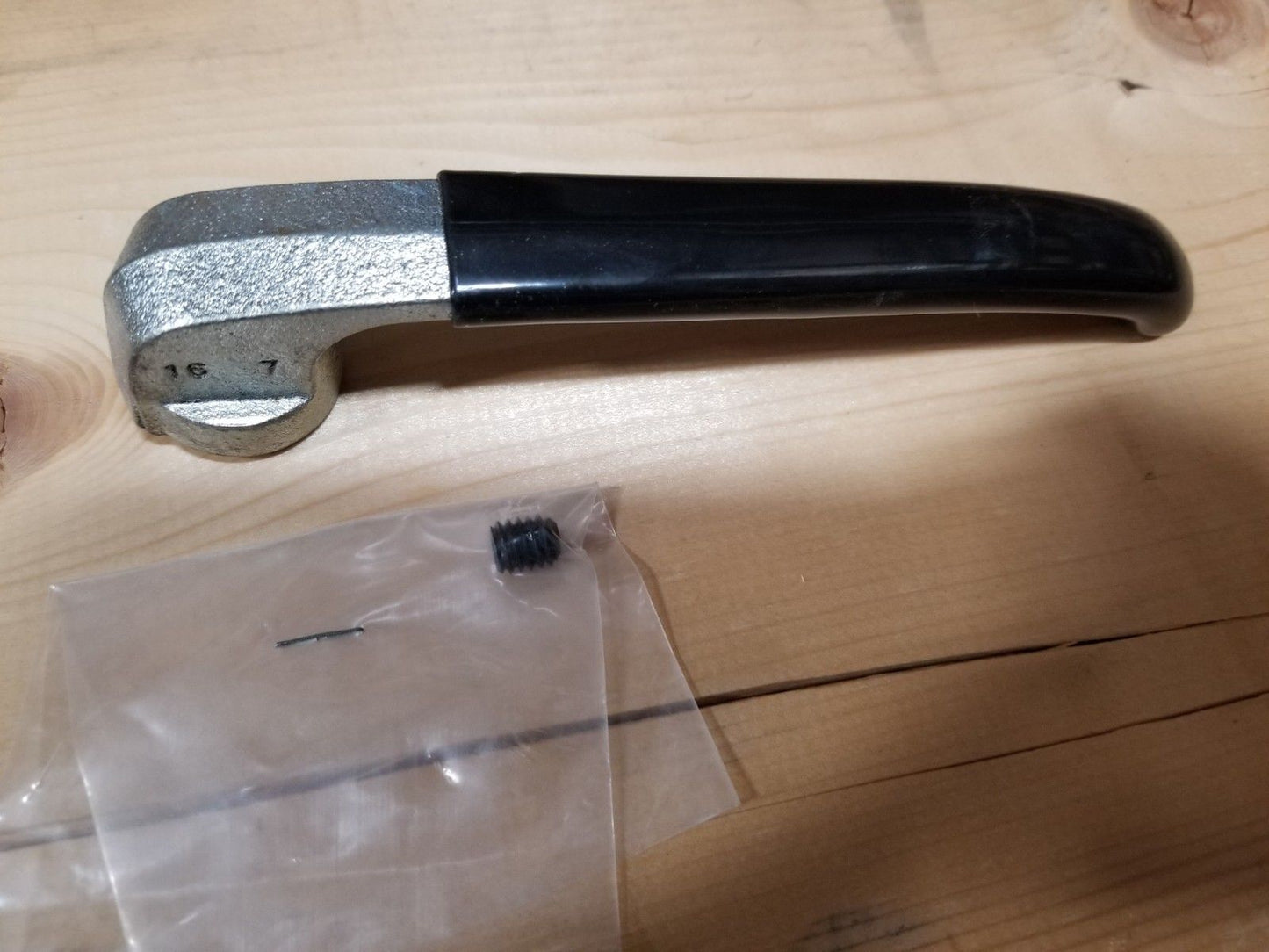 2540-01-517-5300 53-5655X 12489181 80-2279 DOOR HANDLE M939 M915 M916A1 HEMTT