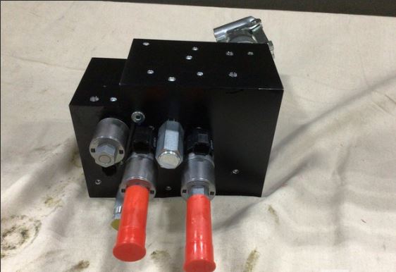 4730-01-567-8670 M1083A1 M1083A1P2 M1084 HYDRAULIC MANIFOLD ASSEMBLY 12505553