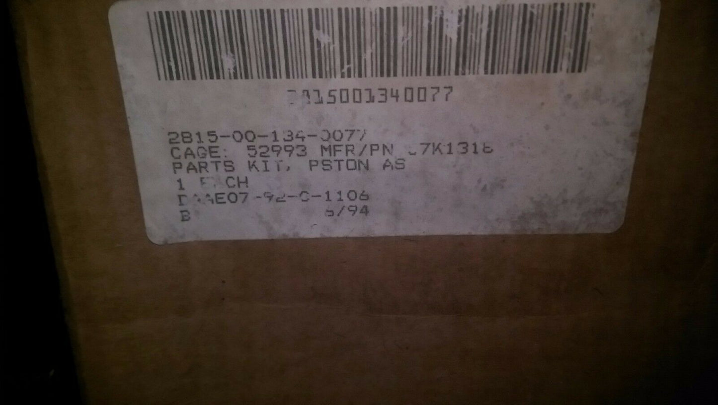 M35 M35A2 2.5 TON LDT465 LDS 465 MULTIFUEL NOS PISTON AND GASKET KIT REBUILD KIT Military Truck