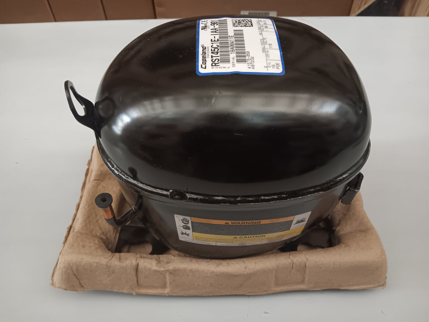 NSN 4130-01-467-0452 Refrigeration Compressor RUT561 R404A Copeland