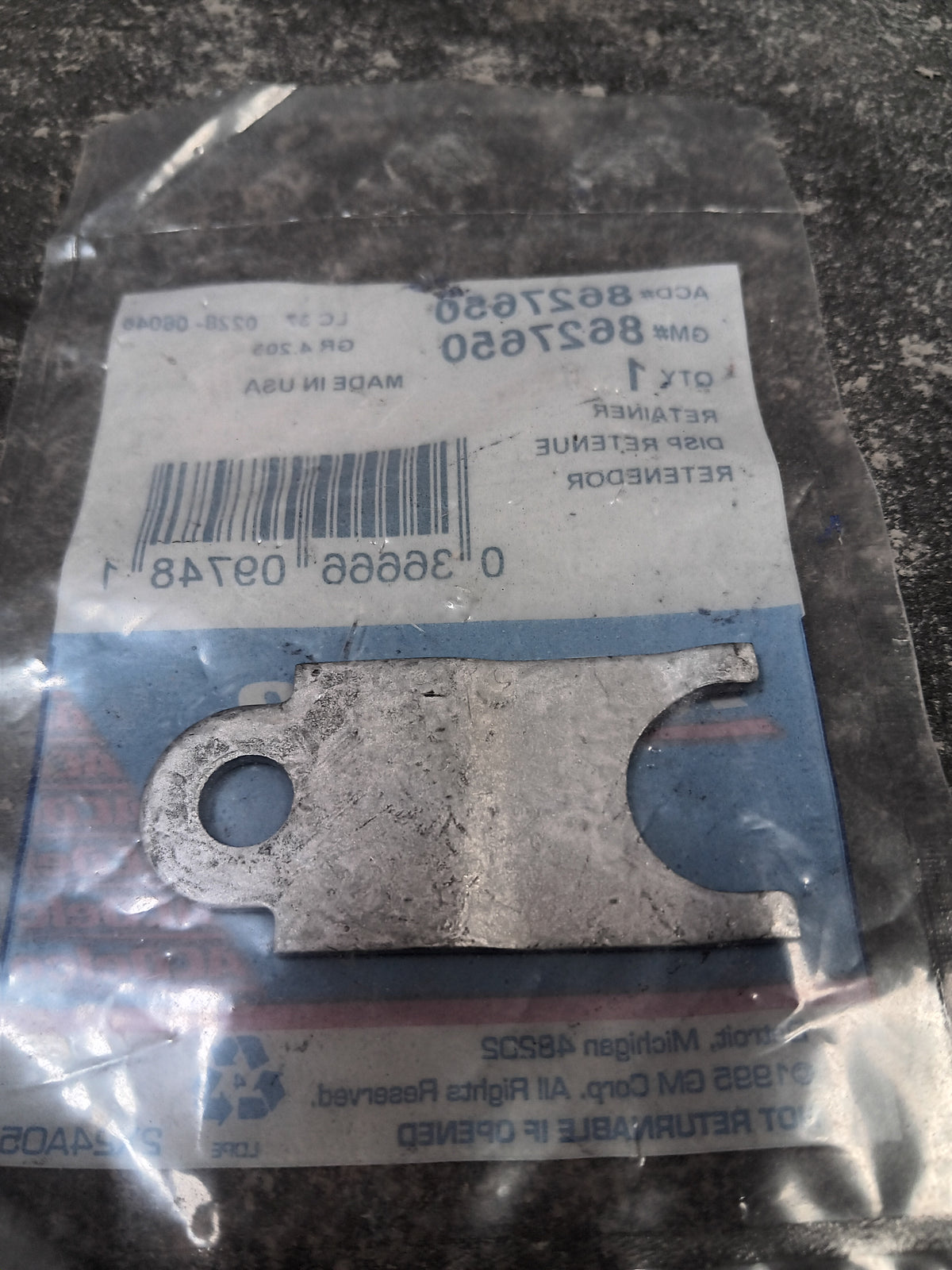 HET A1 M1070A1 Vacuum Modulator Retainer Clip Bracket 8627650 TH400 | NSN 2520-00-557-6619