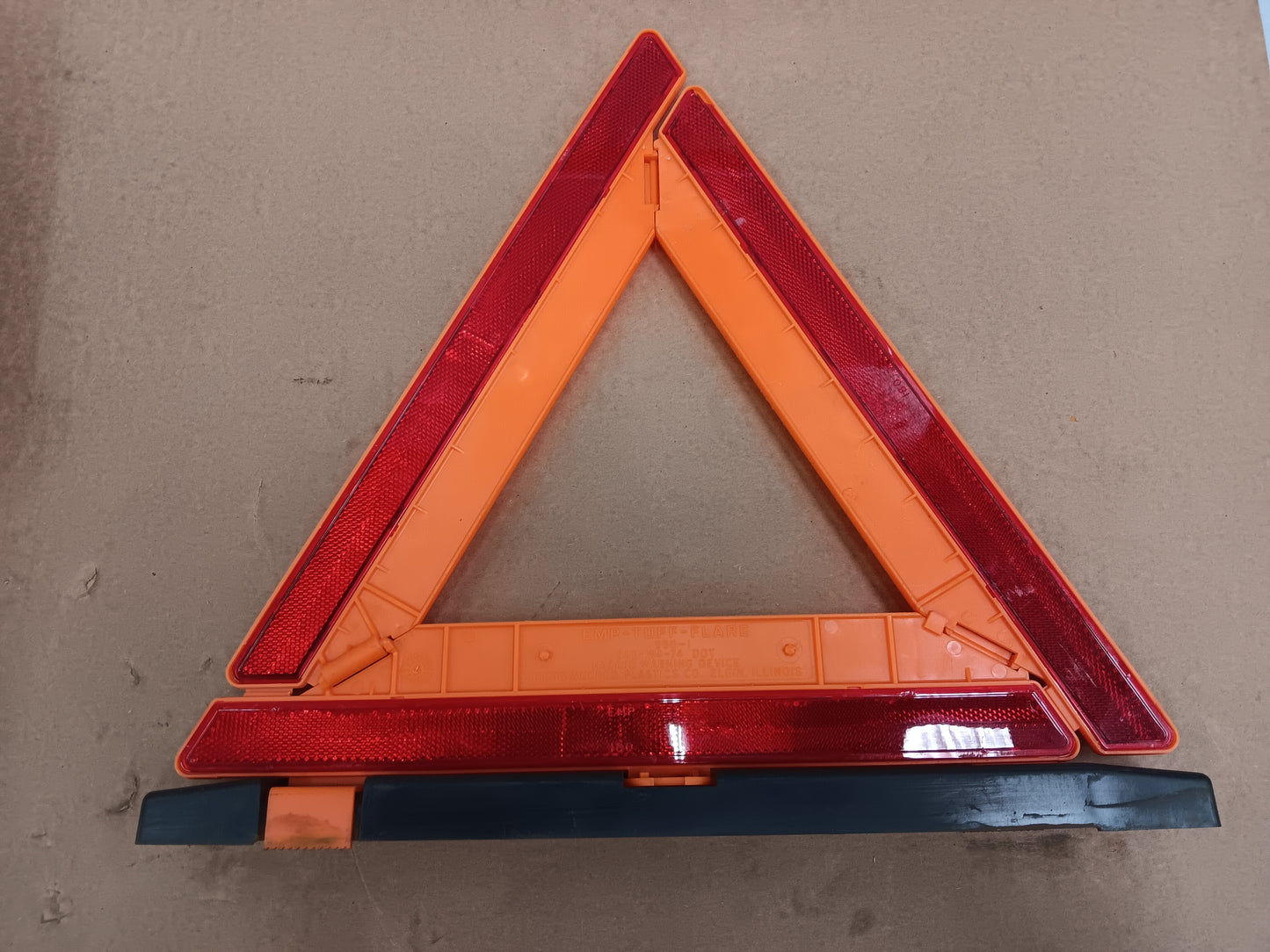 Military Highway Warning Reflector Triangle Set NSN 9905-00-148-9546 NOS