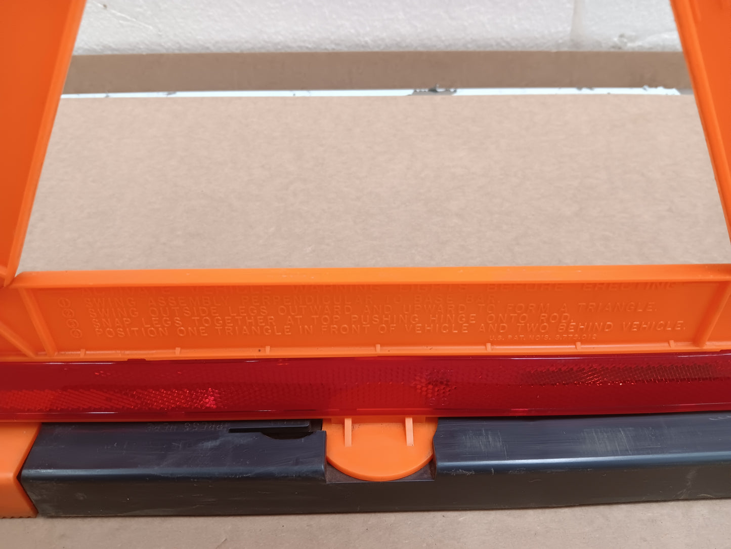 Military Highway Warning Reflector Triangle Set NSN 9905-00-148-9546 NOS