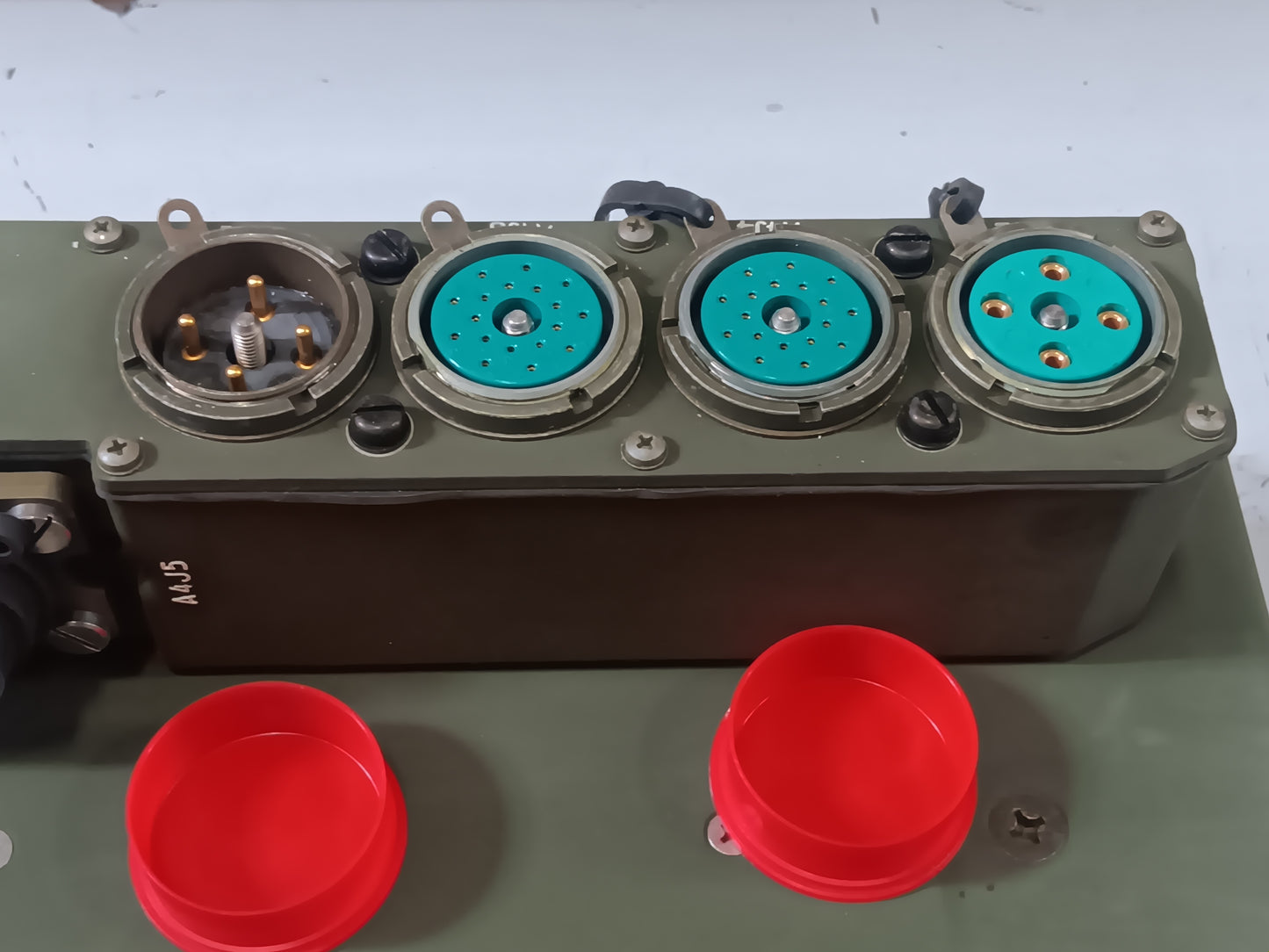 Electrical Equipment Mounting Base NSN 5975-01-285-2352 | A3018353-1 | MT-6576/VRC