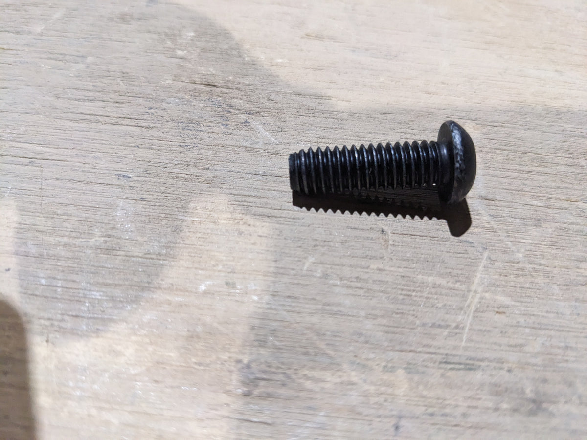Oshkosh Defense LLC 3692332 Socket Head Cap Screw - NSN 5305-01-558-4266 - photo 3