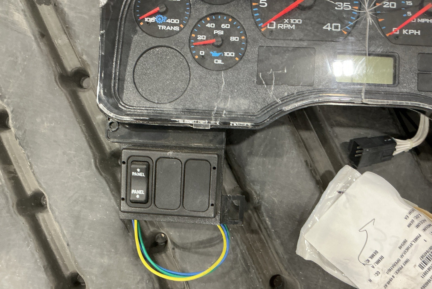MRAP MAXXPRO 32434-102S VEHICULAR OPERATION INSTRUMENT PANEL 2510-01-581-3911