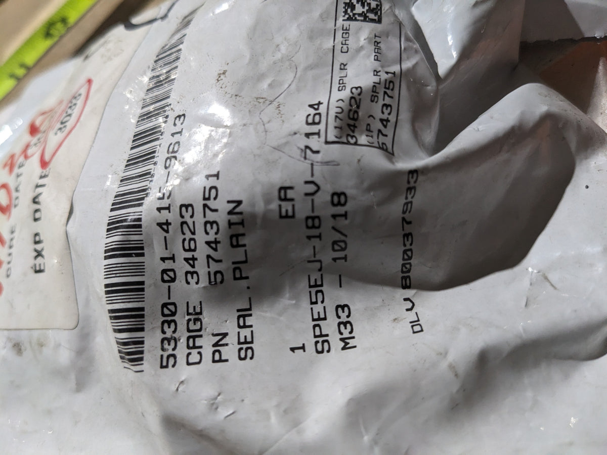 AM General LLC 5743751 Plain Seal - NSN 5330-01-415-9613 - inventory label