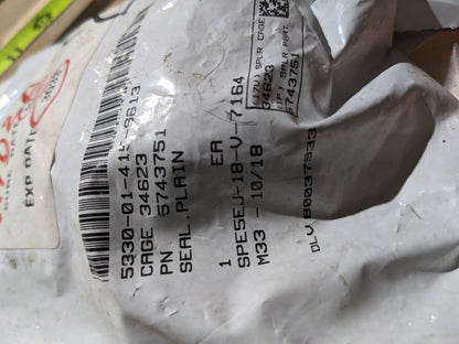 AM General LLC 5743751 Plain Seal - NSN 5330-01-415-9613 - inventory label