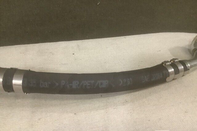 (1) MRAP-RG33 SHYFT GROUP 2086-RR3-001 2086-RR3 NONMETALLIC HOSE ASSEMBLY