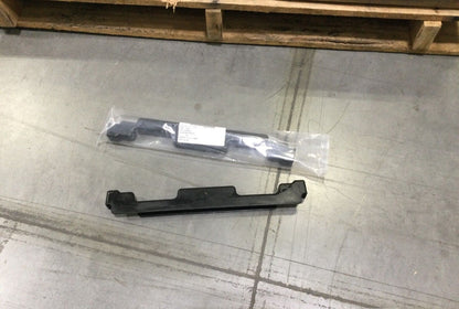 MILITARY M1279 TRUCKOSHKOSH RETAINER BATTERY CLAMP 12600616 6160-01-671-9262