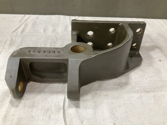 Bracket Roller 5-TON NSN 2520-00-740-9805