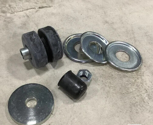 MRAP OSHKOSH 19KP624 DIRECT SHOCK ABSORBER PARTS KIT 2510-01-580-1112 NOS