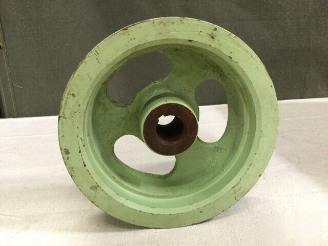 M-113A1,M-113A2,M-113A3 12253526-2 PULLEY, GROOVE 12253526 3020-01-060-2547 NOS