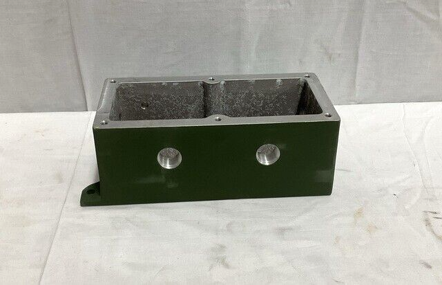 MILITARY HEMTT OSHKOSH 2249470 JUNCTION BOX BASE 458008-P1 5975-01-158-4634