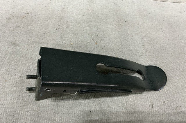 Manual Handle 6435405-01M1 NSN 5340-01-564-1998 - photo 3