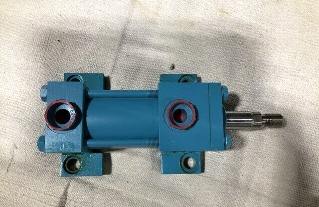 WASP CLASS LHD TE01CACD3AA01000 LINE ACTUATING CYLINDER ASSY 3040-01-301-3024