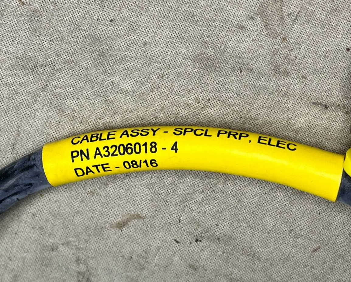 MRAP A3206018-4 4FT CONNECTOR P2 CABLE ASSEMBLY CX-13470 VIC 5995-01-392-6202