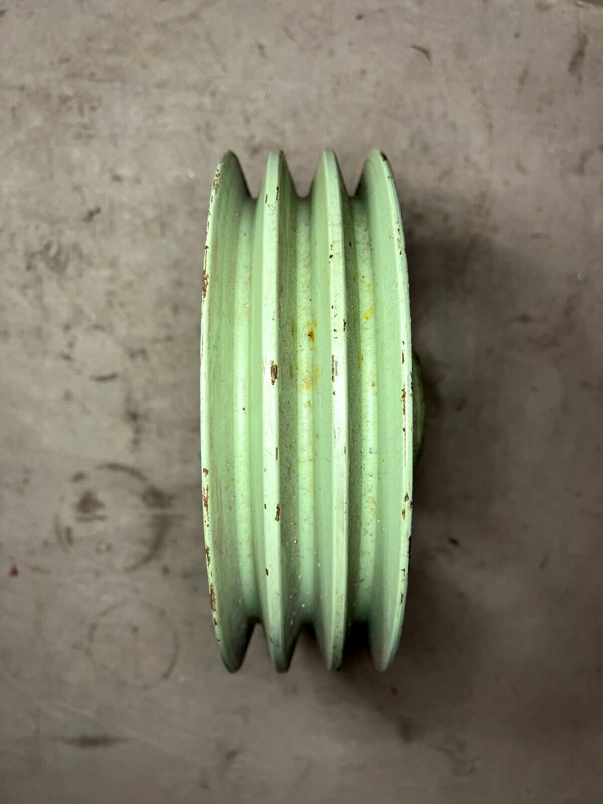 M-113A1,M-113A2,M-113A3 12253526-2 PULLEY, GROOVE 12253526 3020-01-060-2547 NOS