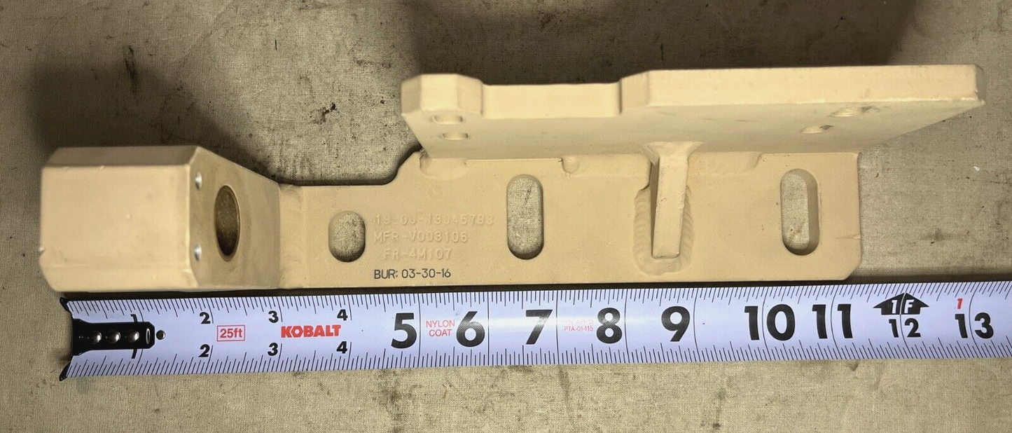 USGI MILITARY VEHICLE BASE REAR MOUNTING BRACKET 13045798 5340-01-645-7657 NOS