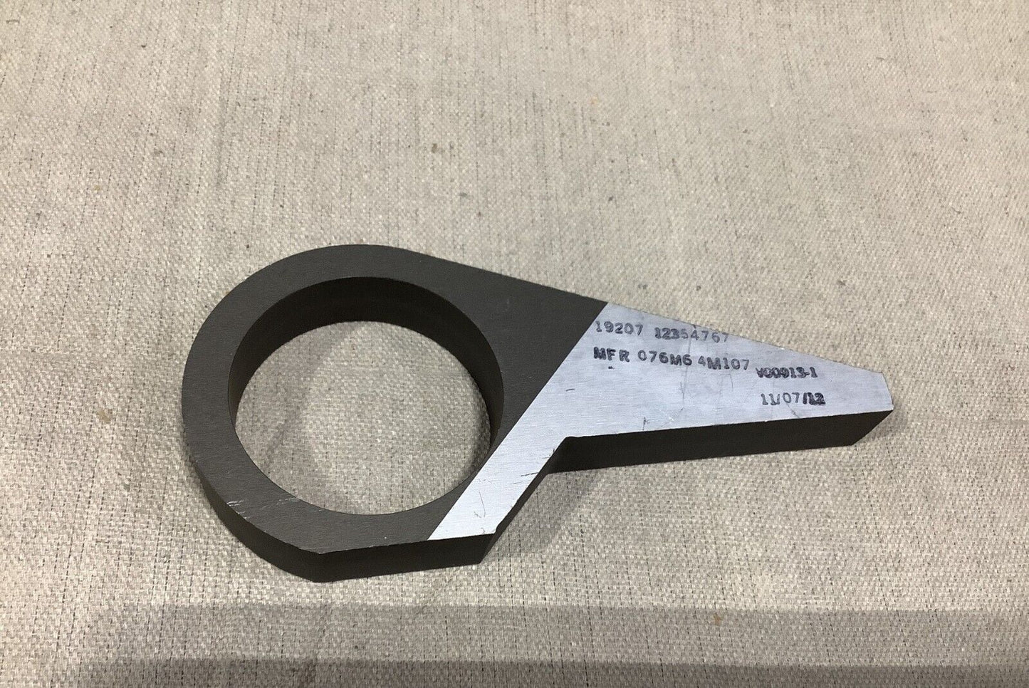 MILITARY M-113A1, M-113A2, M-113A3 12354767 CARGO HATCH HINGE 5340-01-252-9809