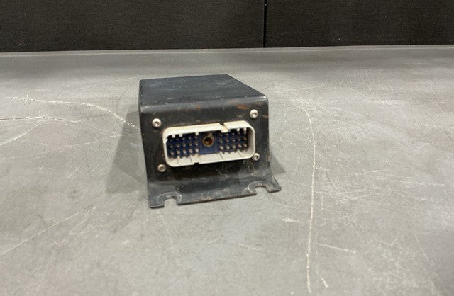 Control Unit 9R200-676762 NSN 2530-01-583-8832 - photo 6