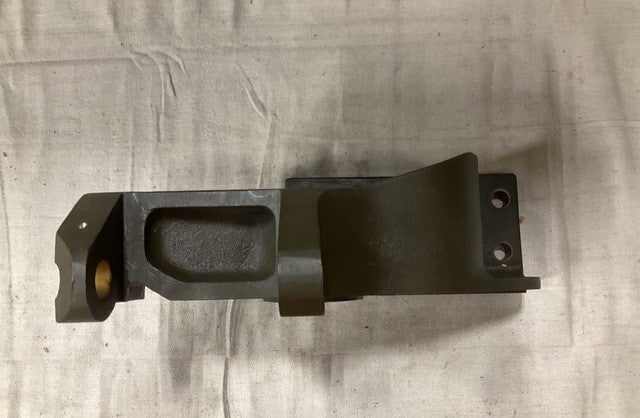 Bracket Roller 5-TON NSN 2520-00-740-9805 - photo 2