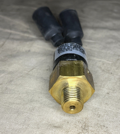 M939 SERIES 5 TON TRUCK 12375453 LOW AIR PRESSURE SWITCH 5930-01-189-0494 NOS