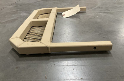 Tailgate Step 3688348C2 NSN 2510-01-587-3280 - photo 3