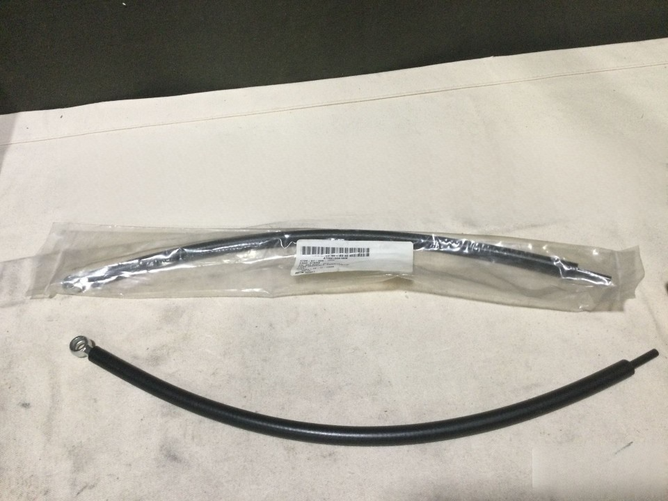 MILITARY M-973 BAE SYSTEMS 3538237-801 NON-METALLIC HOSE ASSY 4720-01-308-1606