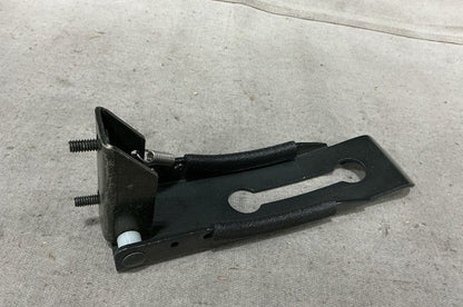 Manual Handle 6435405-01M1 NSN 5340-01-564-1998 - photo 2