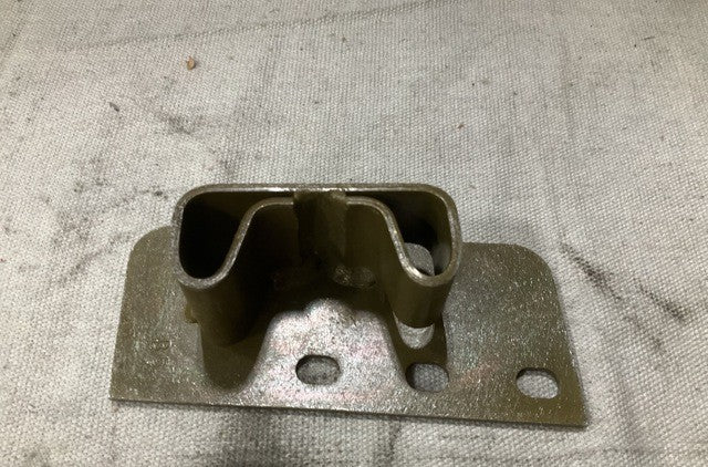 Bracket 1/4-TON NSN 2590-01-317-0534