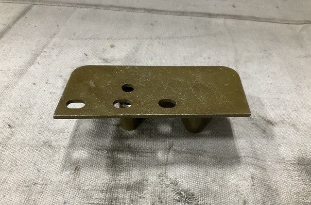 Bracket 1/4-TON NSN 2590-01-317-0534 - photo 2
