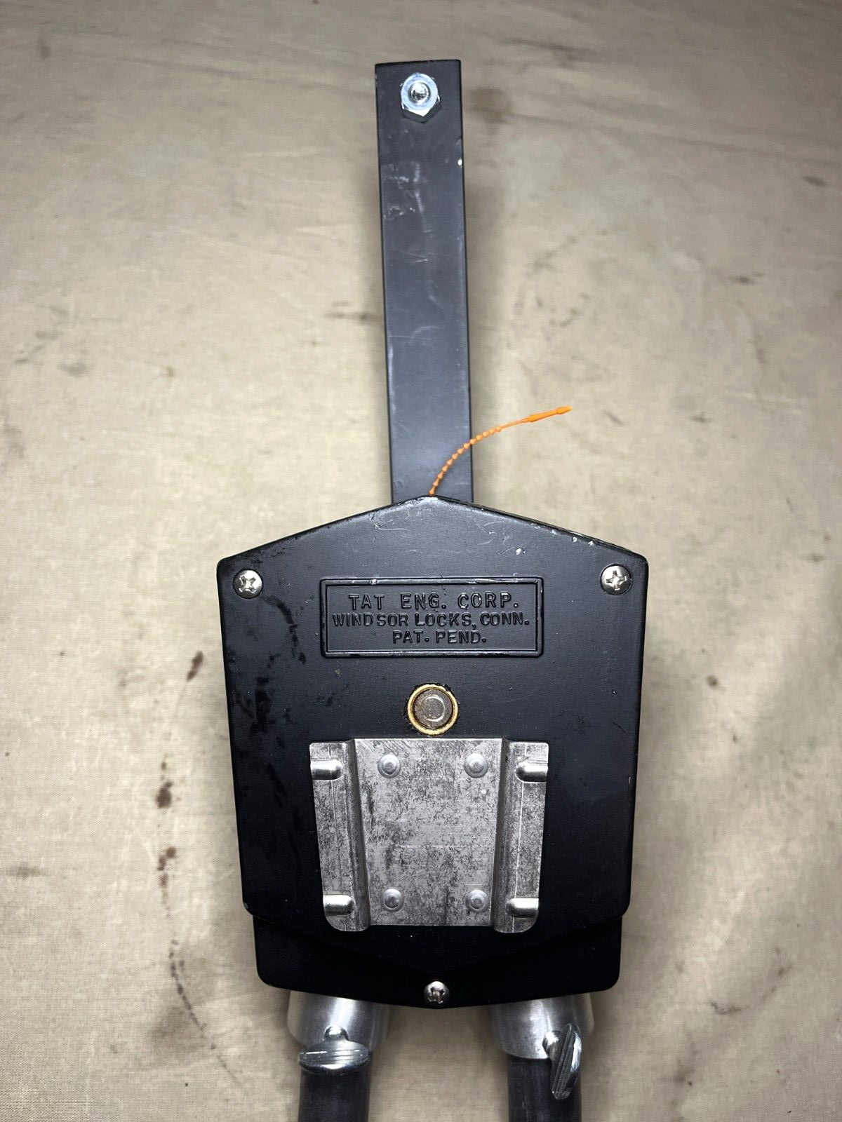 TAT MANUAL ROTARY PUMP 410-900-0.5IN 410-900-1/2 7010400 4320-01-414-8018 USA