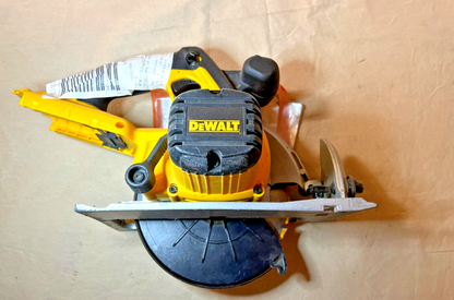 DEWALT DC300K ELECTRIC PORTABLE CIRCULAR SAW 7-1/4” 36 VOLT 5130-01-588-1536
