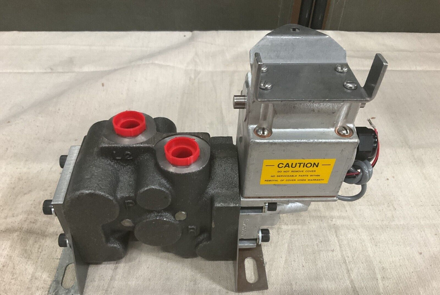 CONTROL ENTERPRISES 99916 DIRECTIONAL CONTROL LINEAR VALVE 4810-01-277-9132