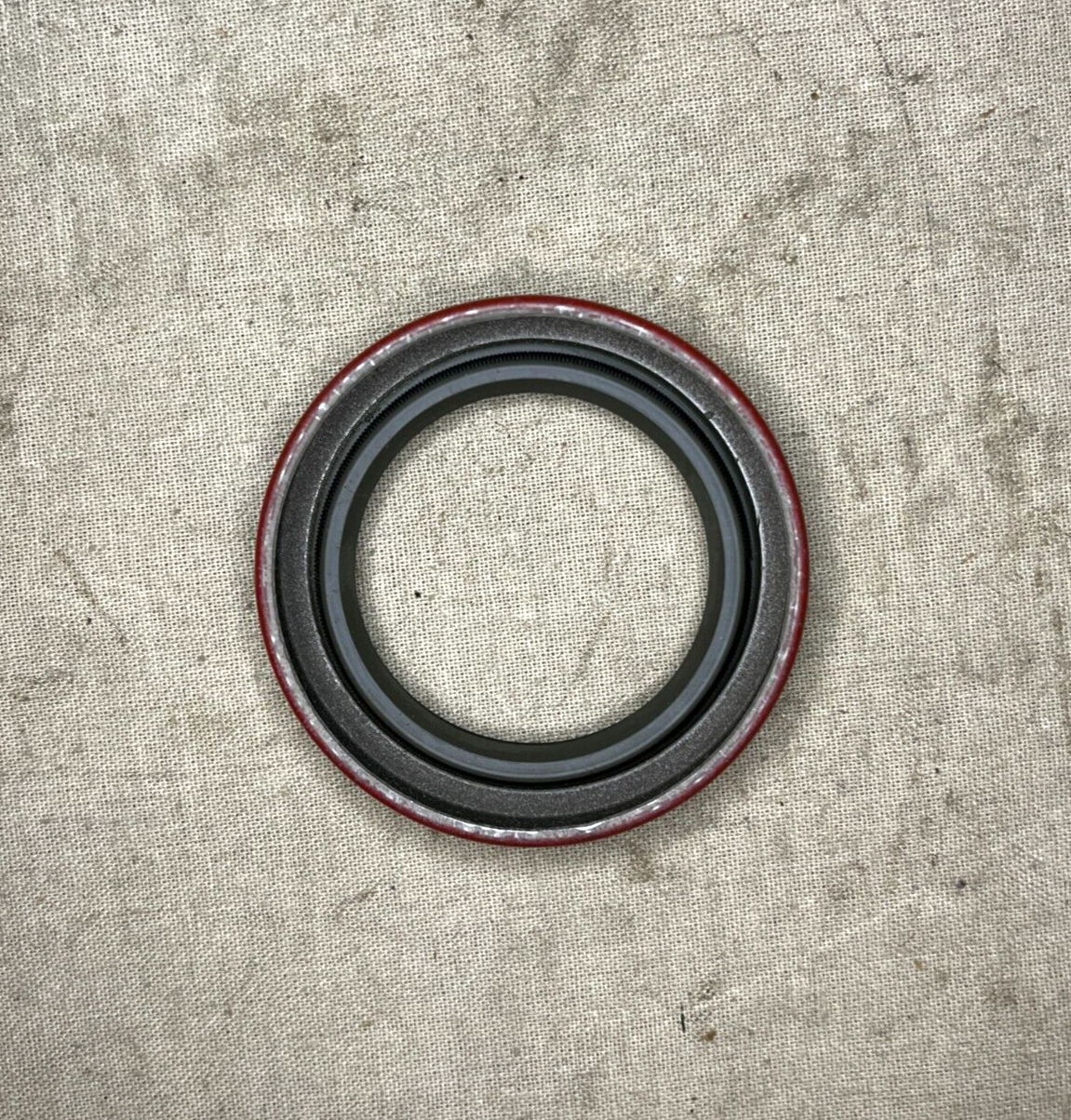 HEMTT M-915 M-916A1 802CX376 PLAIN ENCASED SEAL 28-P-101 5330-01-143-2779 NOS