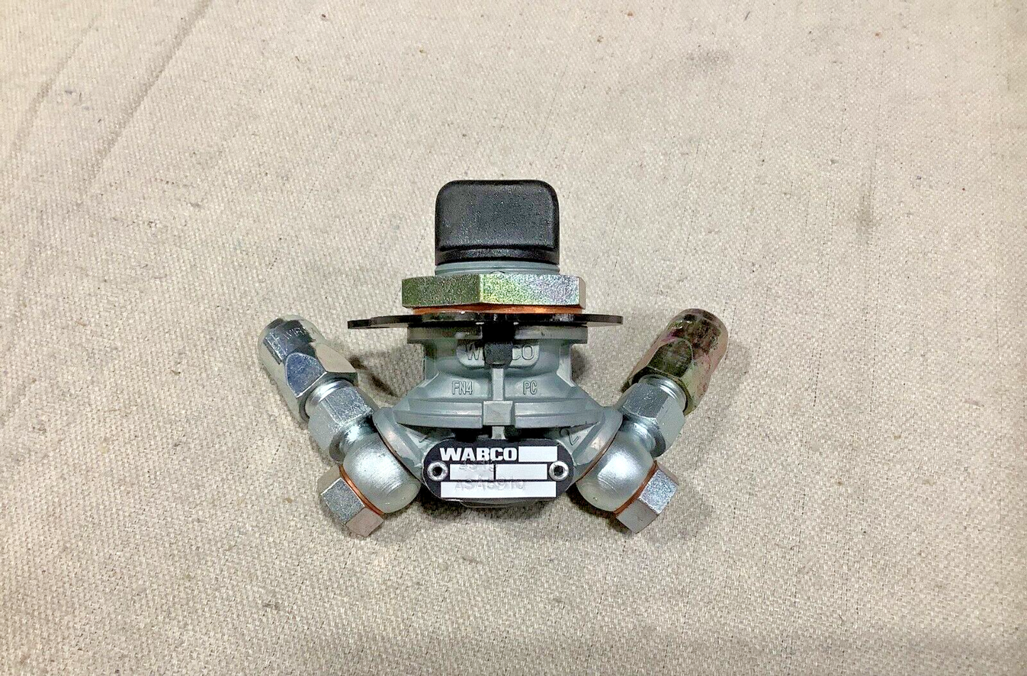 MMPV VALVE,3/2 DIRECTIONAL BONNET CONTROL VALVE ASSY R0157435 4820-01-646-6277