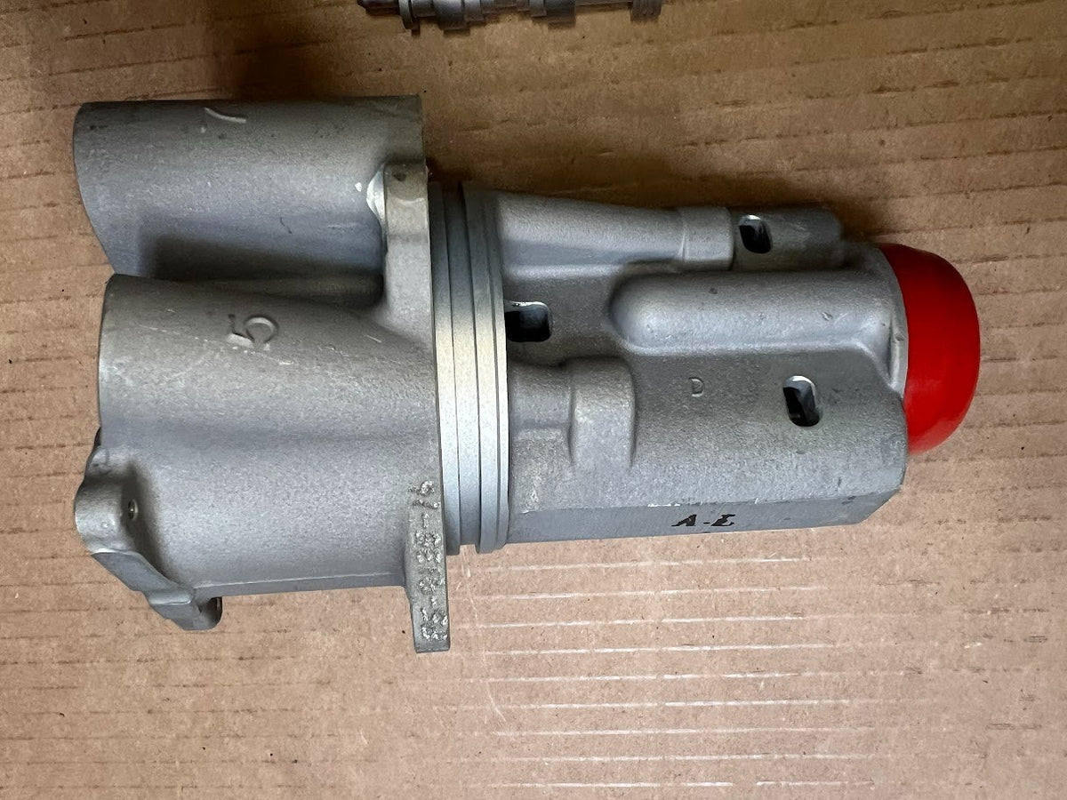Sleeve Assembly Valve 2540346 NSN 2910-01-086-6784 - photo 5