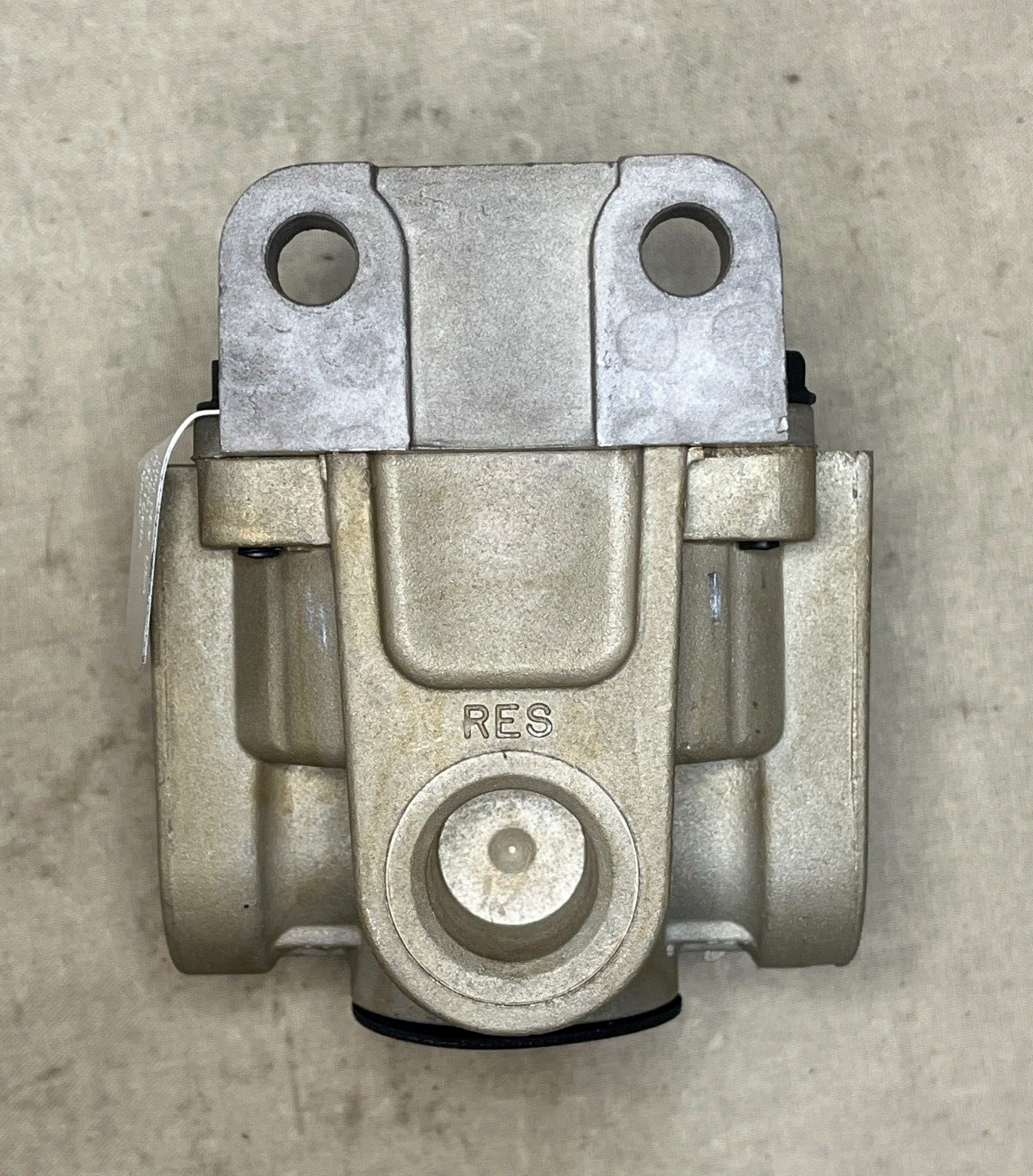 MILITARY M1070 HALDEX RG-2 N-30108-BL AIR PRESSURE RELAY VALVE 2530-01-332-2420