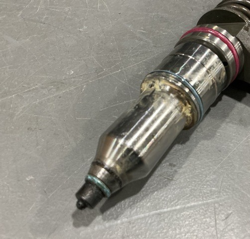 Fuel Injector M977A4 NSN 2910-01-564-4410 - photo 4